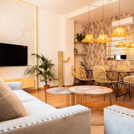 Stylish Apartment In The Heart Of Malaga With Pool Luaran gambar