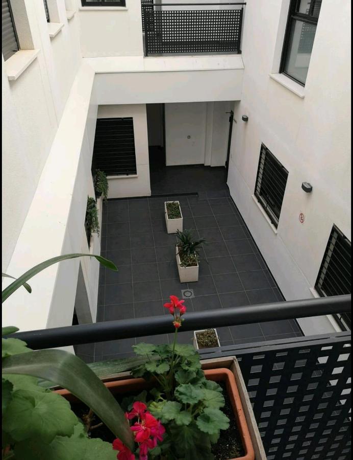 Stylish Apartment In The Heart Of Malaga With Pool Luaran gambar