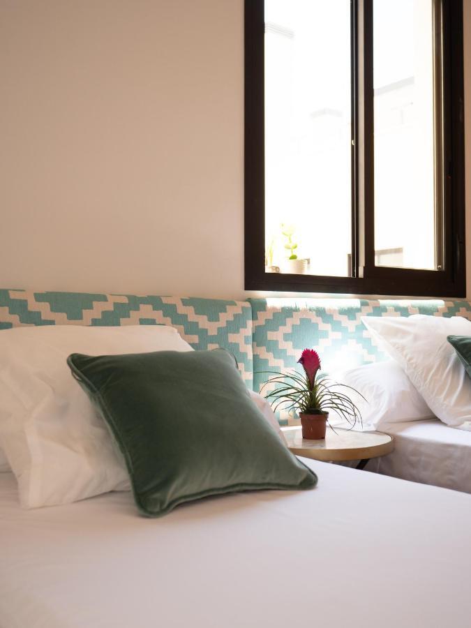 Stylish Apartment In The Heart Of Malaga With Pool Luaran gambar