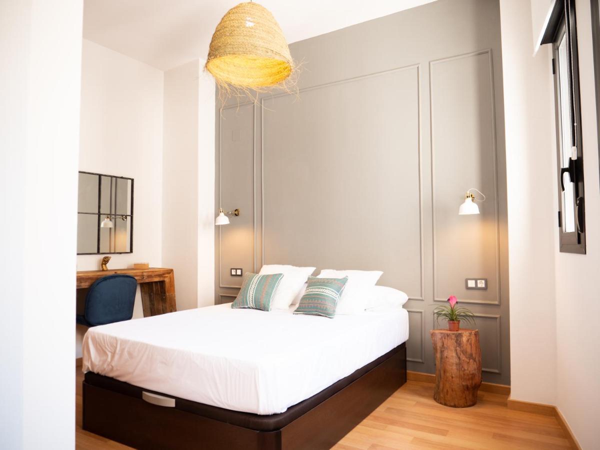 Stylish Apartment In The Heart Of Malaga With Pool Luaran gambar